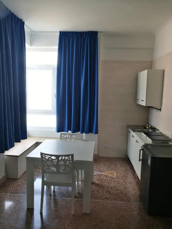 Settimo Sole Affitta Camere Taranto Exterior foto